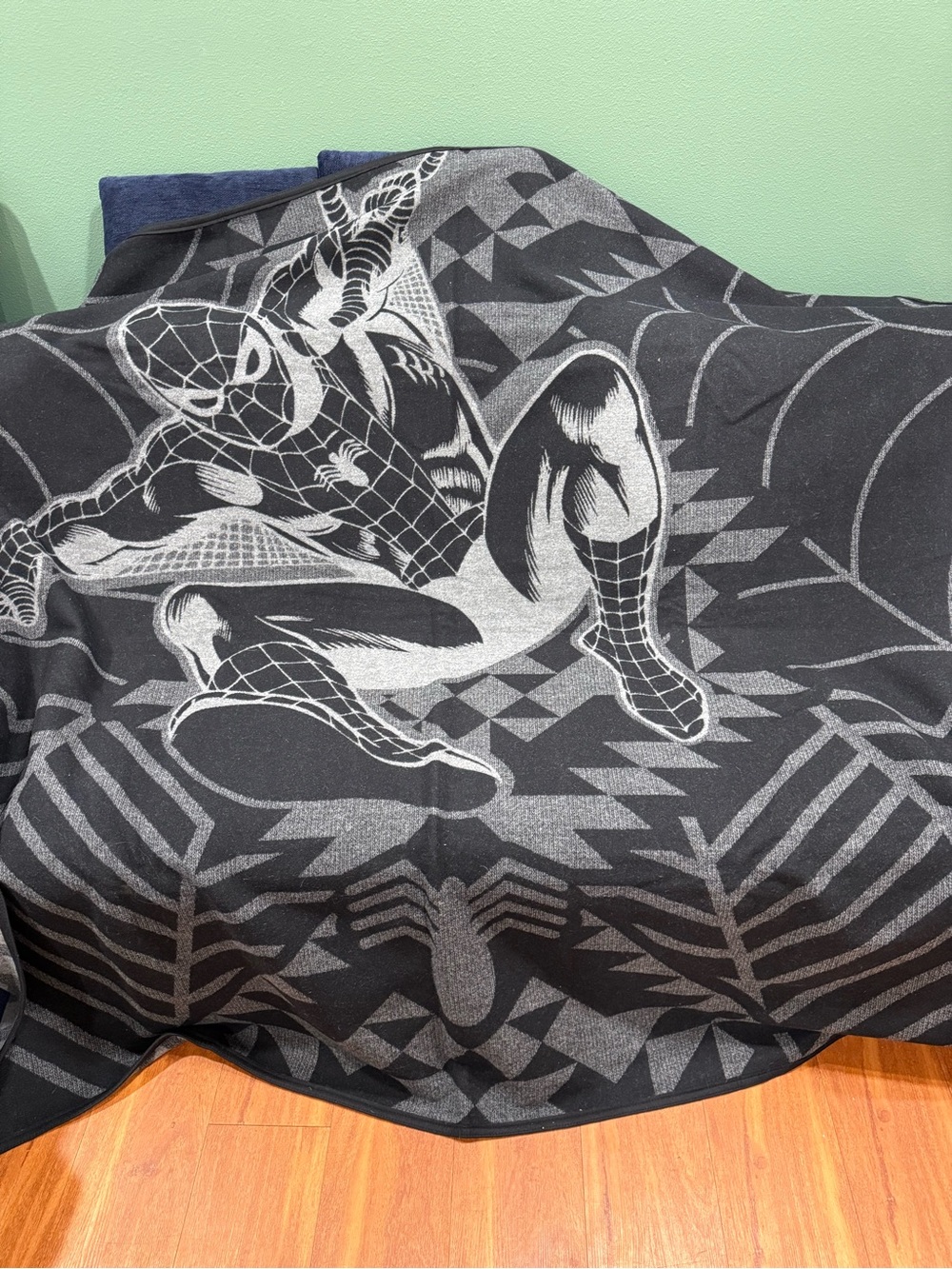 Pendleton Marvel  SPIDER-MAN Limited Edition Wool BLANKET#358
